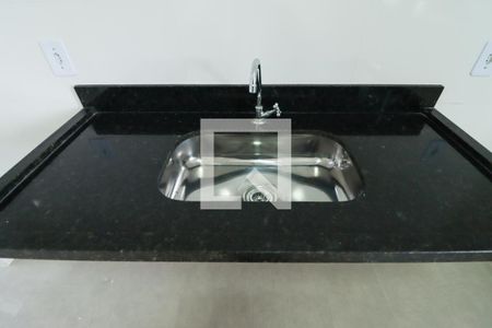 Sala/Cozinha/Área de Serviço de apartamento para alugar com 2 quartos, 35m² em Santana, São Paulo