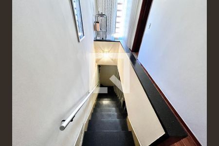 Escada de casa à venda com 2 quartos, 120m² em Casa Verde Alta, São Paulo