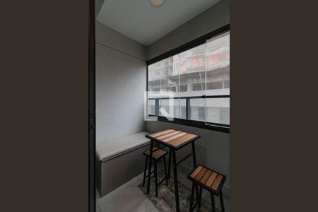 Varanda de kitnet/studio à venda com 1 quarto, 25m² em Perdizes, São Paulo