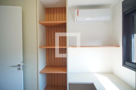 Quarto  de apartamento à venda com 2 quartos, 47m² em Rio Branco, Porto Alegre
