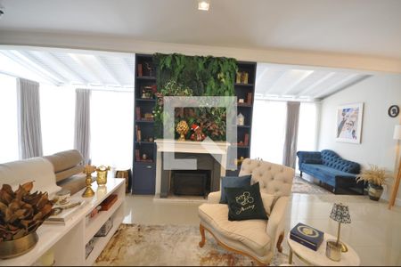 Sala de casa para alugar com 3 quartos, 340m² em Vila Albertina, São Paulo