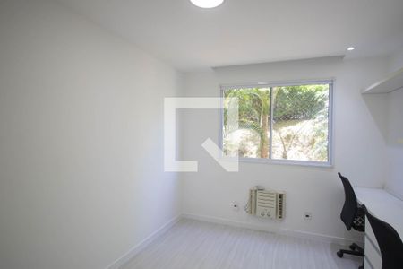 Quarto 1 de apartamento para alugar com 2 quartos, 60m² em Maria Paula, São Gonçalo