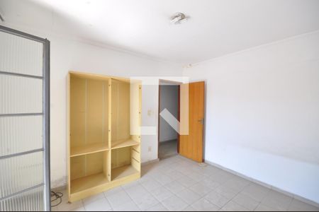 Casa à venda com 2 quartos, 70m² em Vila Nivi, São Paulo