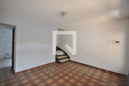 Casa à venda com 2 quartos, 70m² em Vila Nivi, São Paulo