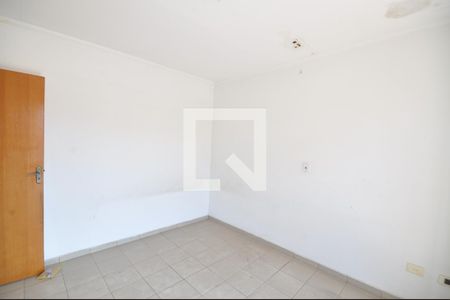 Casa à venda com 2 quartos, 70m² em Vila Nivi, São Paulo