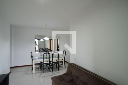Sala de apartamento para alugar com 1 quarto, 65m² em Barra da Tijuca, Rio de Janeiro