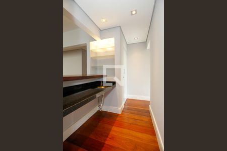 Bar de apartamento à venda com 2 quartos, 250m² em Cerqueira César, São Paulo