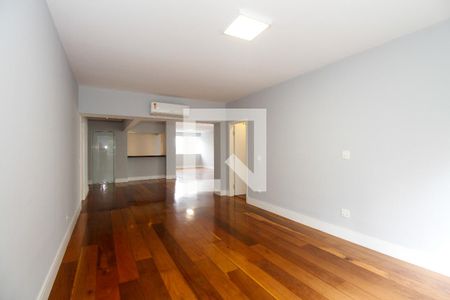 Sala de Estar e Jantar de apartamento à venda com 2 quartos, 250m² em Cerqueira César, São Paulo
