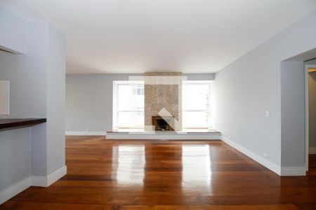 Sala de Estar e Jantar de apartamento à venda com 2 quartos, 250m² em Cerqueira César, São Paulo