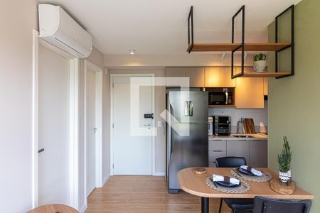 Sala de apartamento para alugar com 2 quartos, 38m² em Indianópolis, São Paulo