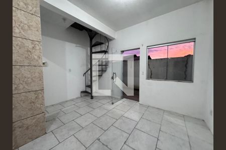 Apartamento para alugar com 2 quartos, 60m² em Feitoria, São Leopoldo