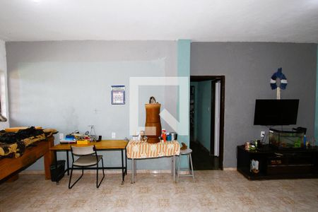 Casa à venda com 6 quartos, 420m² em João Pinheiro, Belo Horizonte