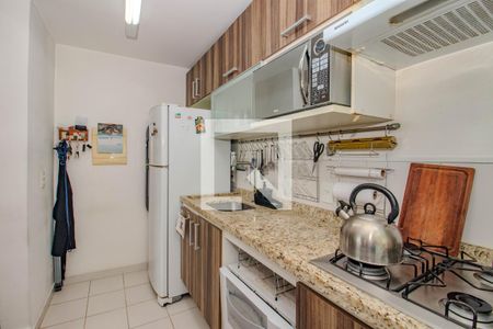 Cozinha e Área de Serviço de apartamento à venda com 3 quartos, 68m² em Jardim Carvalho, Porto Alegre