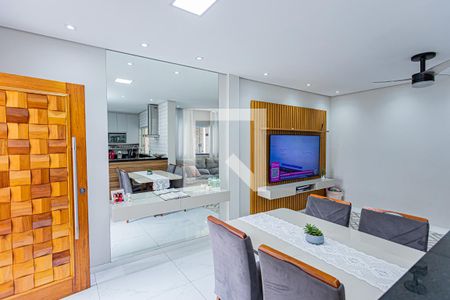 Sala de casa à venda com 3 quartos, 145m² em Vila Iorio, São Paulo