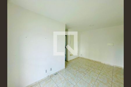 Sala de apartamento à venda com 2 quartos, 46m² em Jardim Flor da Montanha, Guarulhos