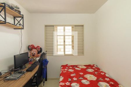 Quarto 2 de apartamento para alugar com 3 quartos, 100m² em Xaxim, Curitiba
