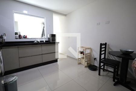 Cozinha de apartamento para alugar com 2 quartos, 47m² em Vila Curuçá, Santo André