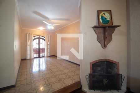 Sala de casa para alugar com 5 quartos, 400m² em Ipanema, Porto Alegre