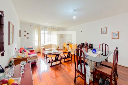 Sala de casa à venda com 3 quartos, 200m² em Vila Mariana, São Paulo