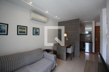 Sala de apartamento para alugar com 1 quarto, 50m² em Jacarepaguá, Rio de Janeiro
