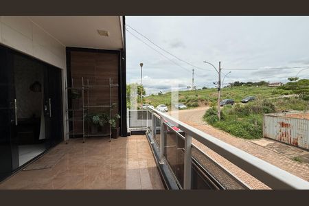 Sala com Varanda de casa para alugar com 3 quartos, 150m² em Park Way, Brasília