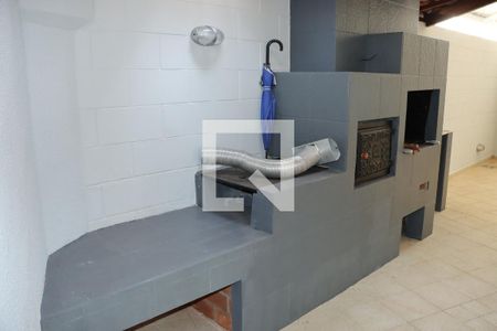 Casa de Condomínio para alugar com 4 quartos, 158m² em Granja Viana, Cotia