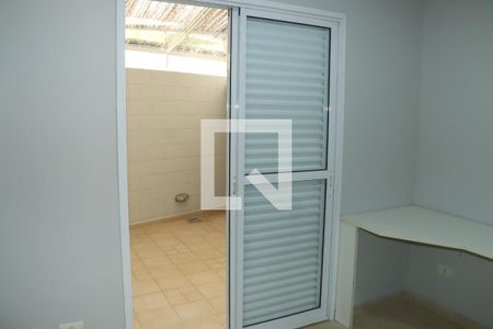 Casa de Condomínio para alugar com 4 quartos, 158m² em Granja Viana, Cotia