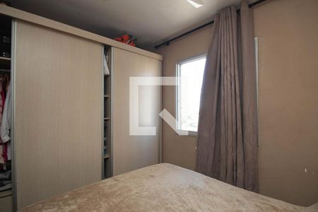 Suite  de apartamento à venda com 3 quartos, 62m² em Parque Novo Mundo, São Paulo