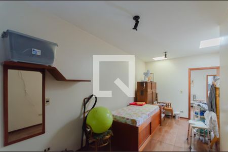 Quarto de casa à venda com 5 quartos, 360m² em Jardim da Gloria, São Paulo