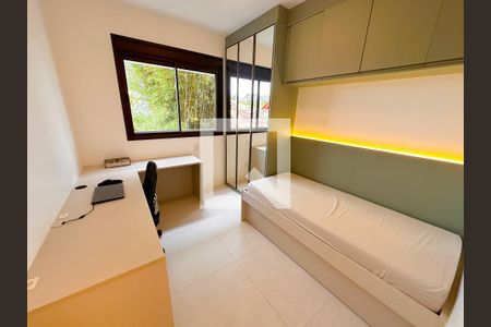 Quarto  de apartamento para alugar com 2 quartos, 70m² em Cachoeira do Bom Jesus, Florianópolis