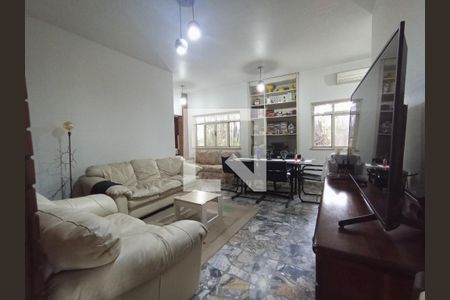 Casa de Condomínio para alugar com 3 quartos, 615m² em Vila Fiat Lux, São Paulo