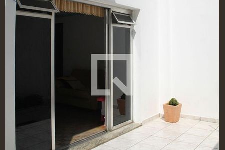 Casa à venda com 5 quartos, 400m² em Campo Belo, São Paulo