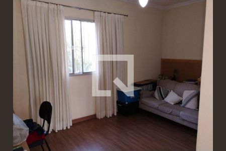 Casa à venda com 4 quartos, 300m² em Vila Guarani (Zona Sul), São Paulo