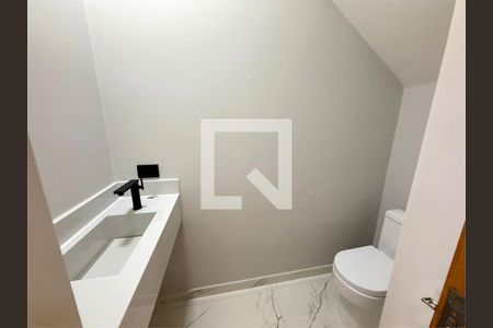 Casa à venda com 3 quartos, 160m² em Vila Carrão, São Paulo