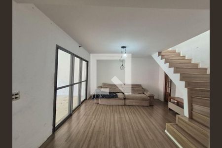 Casa à venda com 4 quartos, 164m² em Jardim Santos Dumont, São Paulo