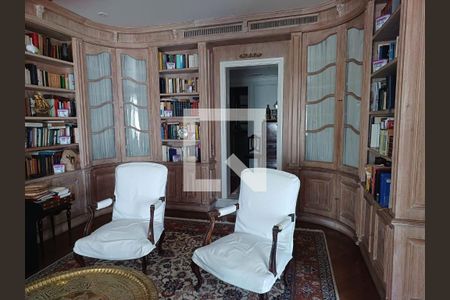 Apartamento à venda com 5 quartos, 609m² em Cerqueira César, São Paulo