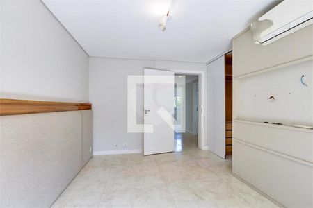 Casa à venda com 4 quartos, 152m² em Santo Amaro, São Paulo