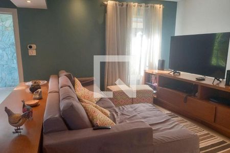 Casa à venda com 4 quartos, 300m² em Jardim das Laranjeiras, São Paulo