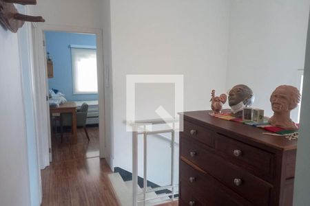 Casa à venda com 4 quartos, 300m² em Jardim das Laranjeiras, São Paulo