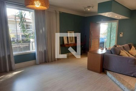 Casa à venda com 4 quartos, 300m² em Jardim das Laranjeiras, São Paulo