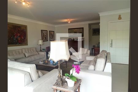 Apartamento à venda com 3 quartos, 226m² em Vila Suzana, São Paulo