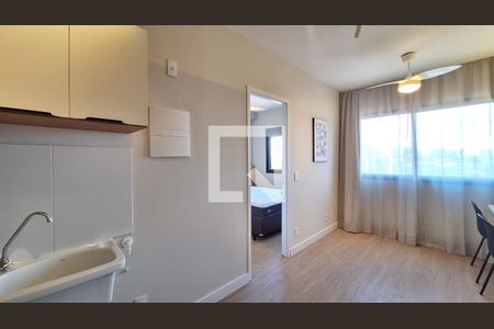 Sala/Cozinha/Área de serviço de apartamento para alugar com 1 quarto, 25m² em Pompeia, São Paulo
