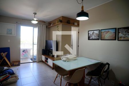 Sala de apartamento à venda com 2 quartos, 55m² em Centro, Niterói