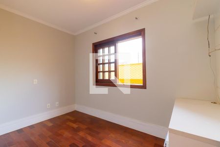 Suíte 1 de casa para alugar com 6 quartos, 325m² em Vila Zelina, São Paulo