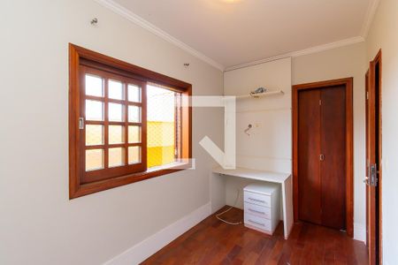 Suíte 1 de casa para alugar com 6 quartos, 325m² em Vila Zelina, São Paulo