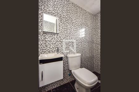 Banheiro de casa para alugar com 1 quarto, 50m² em Jardim Catanduva, São Paulo