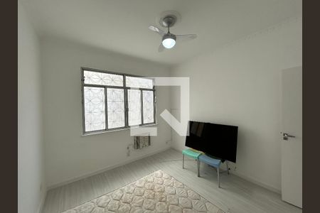 Quarto de casa para alugar com 3 quartos, 250m² em Vila Valqueire, Rio de Janeiro