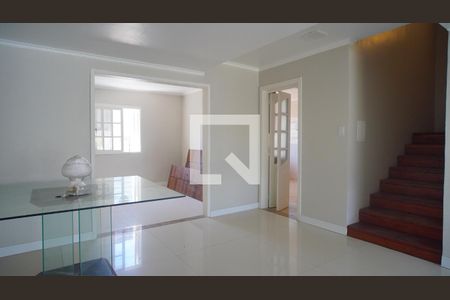 Sala  de casa à venda com 4 quartos, 255m² em Cavalhada, Porto Alegre