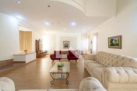 Sala de casa à venda com 6 quartos, 400m² em Sagrada Família, Belo Horizonte