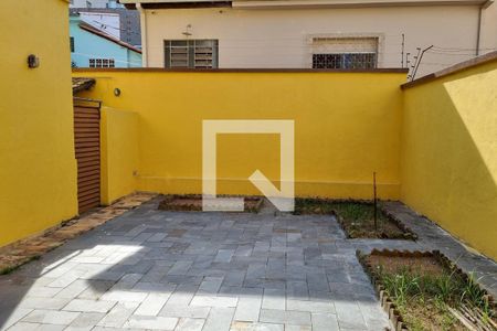 Área externa de casa à venda com 6 quartos, 400m² em Sagrada Família, Belo Horizonte